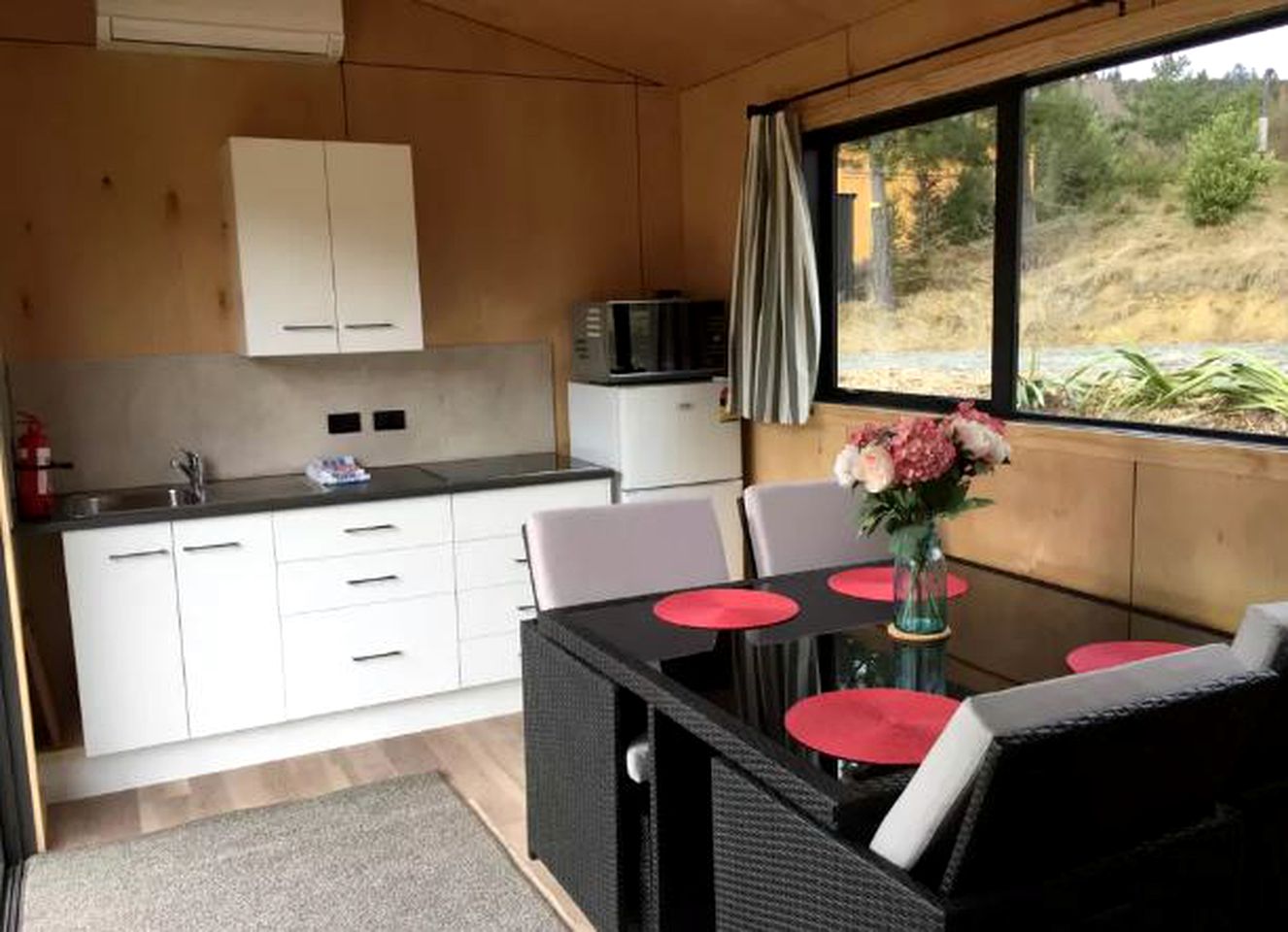 Superb Glamping Accommodation on the Alpine Pacific Route in Canterbury, South Island