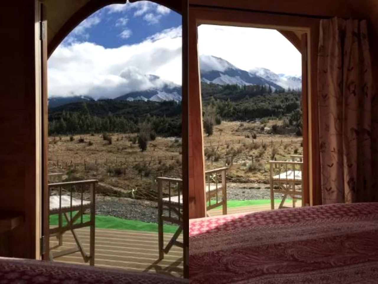 Superb Glamping Accommodation on the Alpine Pacific Route in Canterbury, South Island