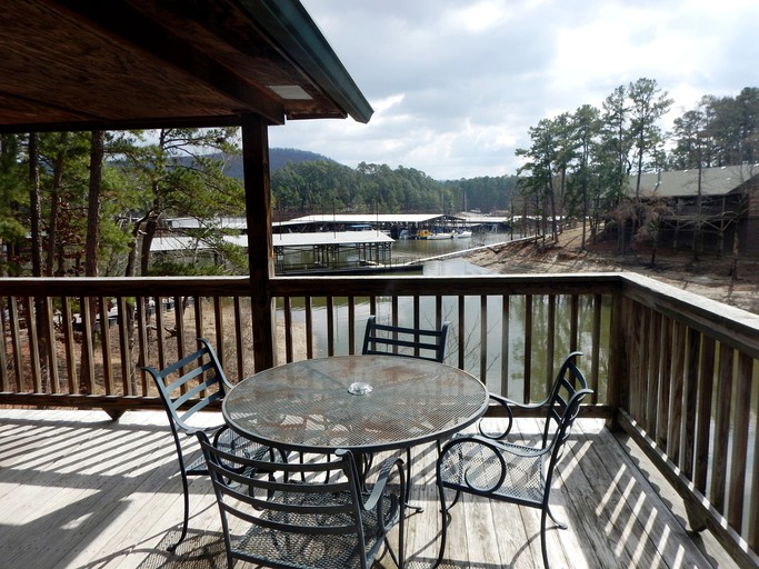 Cabins (United States of America, Mount Ida, Arkansas)