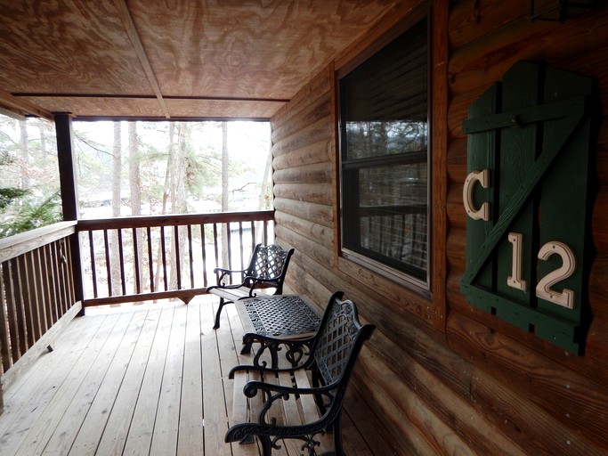 Cabins (United States of America, Mount Ida, Arkansas)