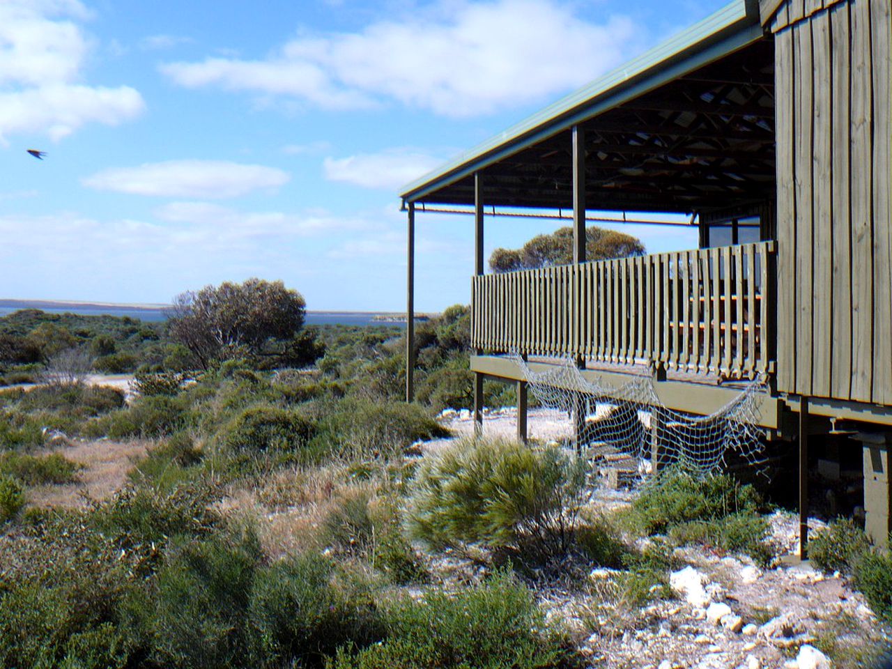 Cabin with a Spacious Deck and Bay Views near Baird Bay, South Australia