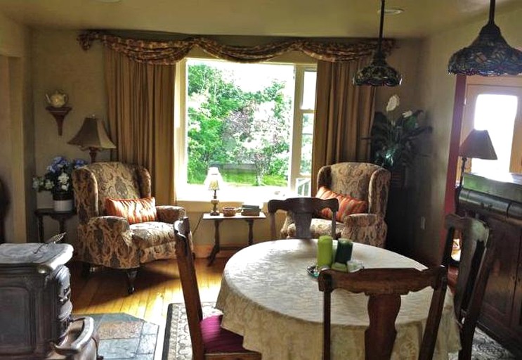 Cottages (Cutler, Maine, United States)