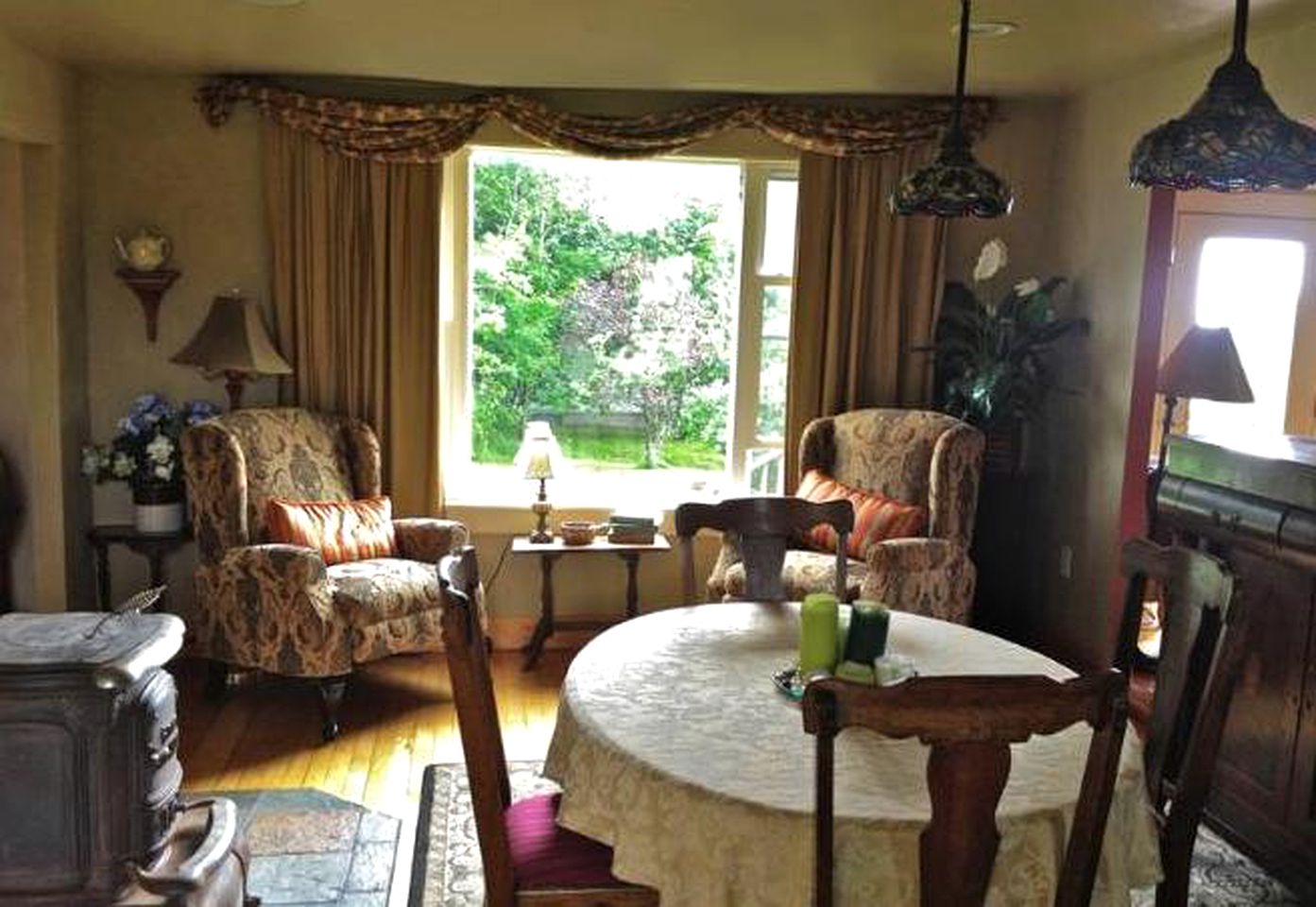 Delightful Cottage Rental with Stunning Harbor Views in Cutler, Maine