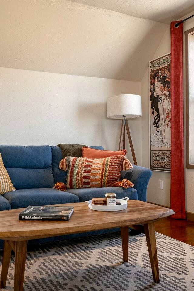 Panoramic Water and Olympic Mountain Views Modern Apartment Steps to Culture and Cuisine in Port Angeles, Washington