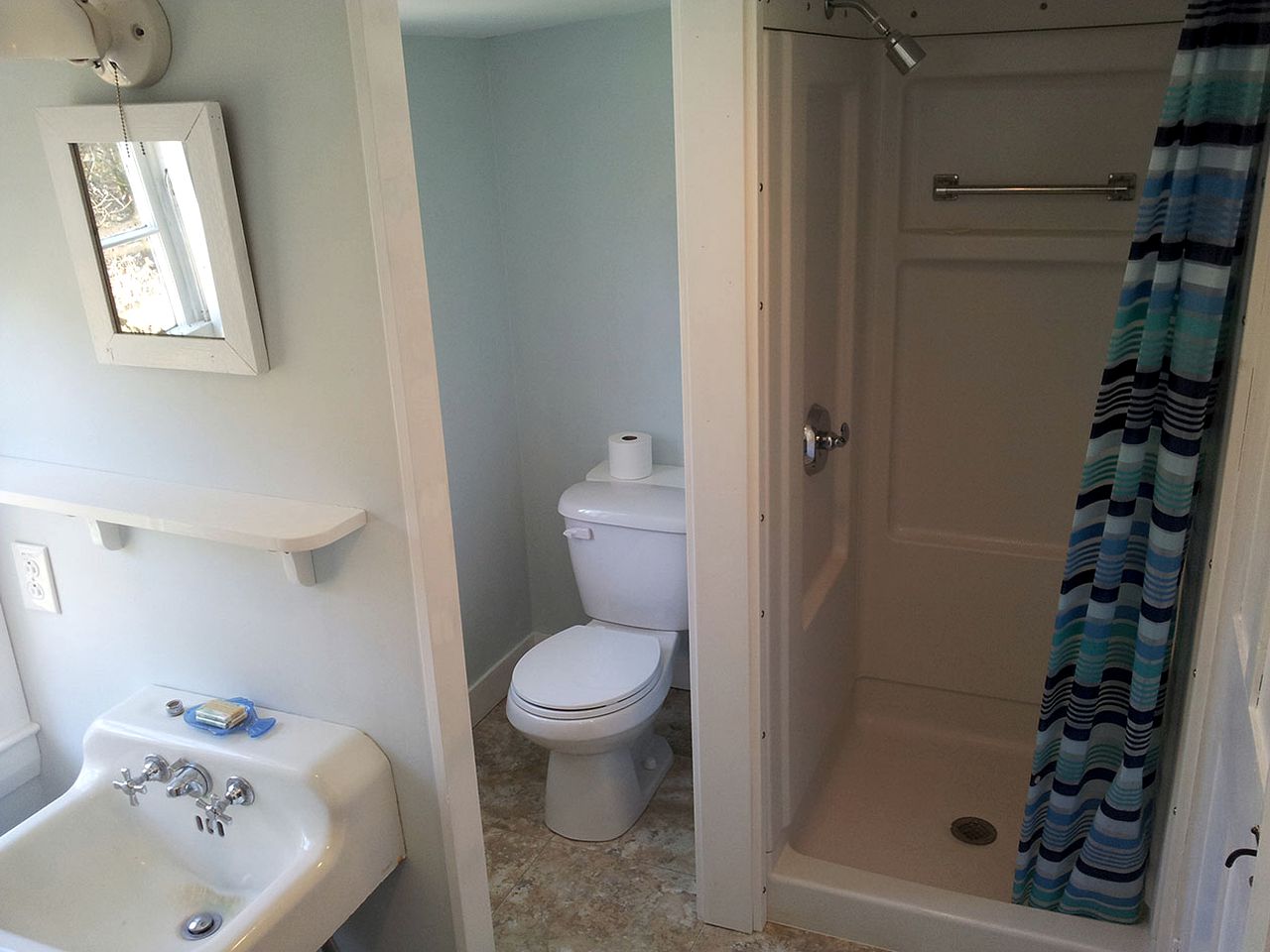 18th-Century Cottage with Historic Fixtures in Lincoln County, Maine