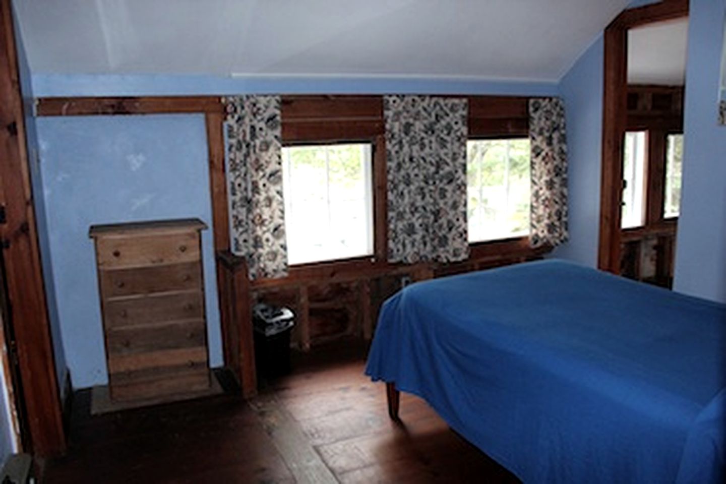 Spacious Dog-Friendly Cottage in the Gorgeous Boothbay Harbor of Maine