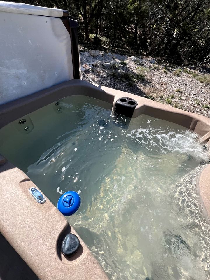 Stylish Yurt Cabin Getaway with Hot Tub Near Canyon Lake, Texas