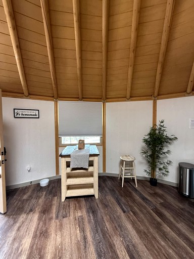 Cabins (United States of America, Canyon Lake, Texas)