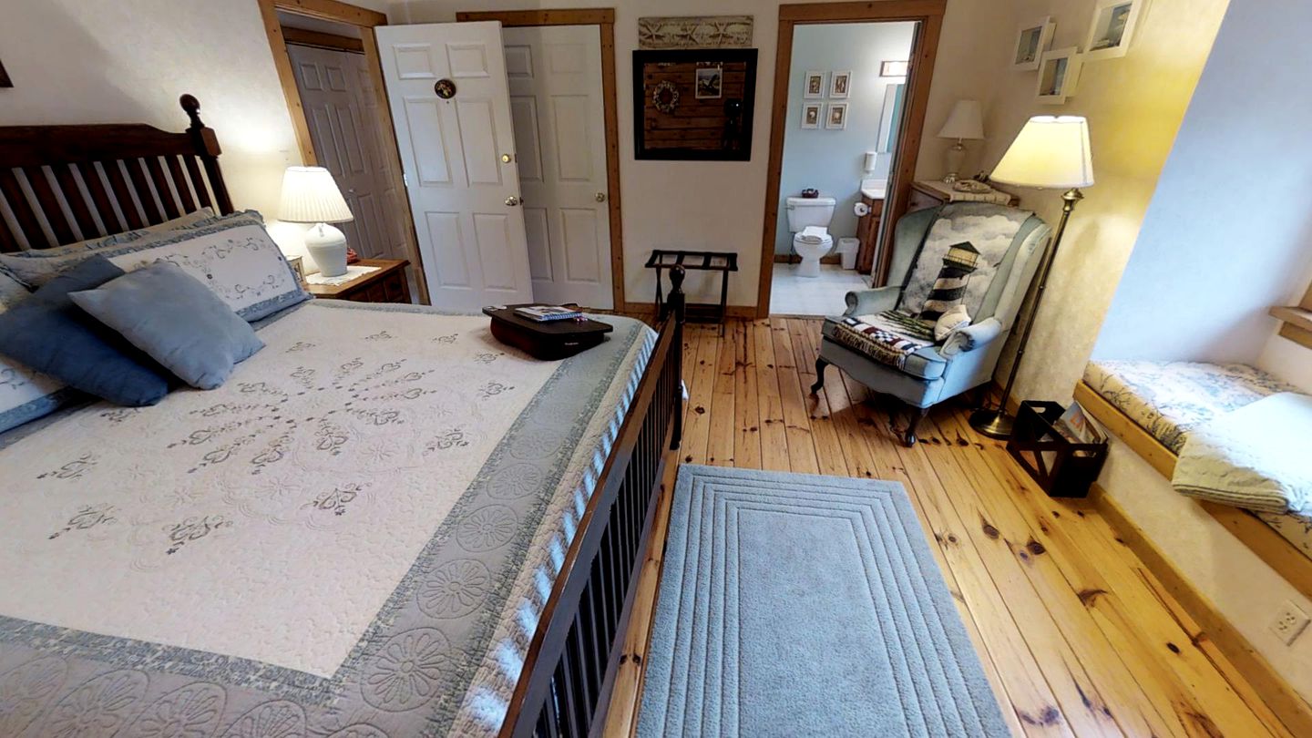 Chic Rural Suite in a Bed and Breakfast in Arrington, Virginia