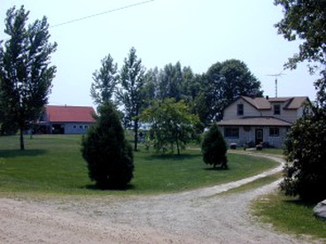 Luxury Camping In Pelee Island Glamping Hub