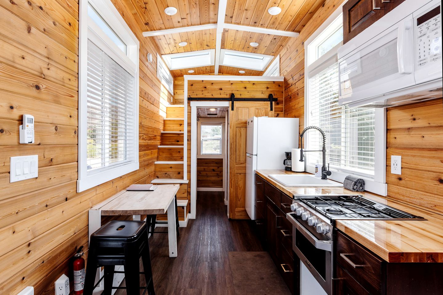 Family Fun Near Zion: Cozy Modern Tiny Home in Beautiful Utah!