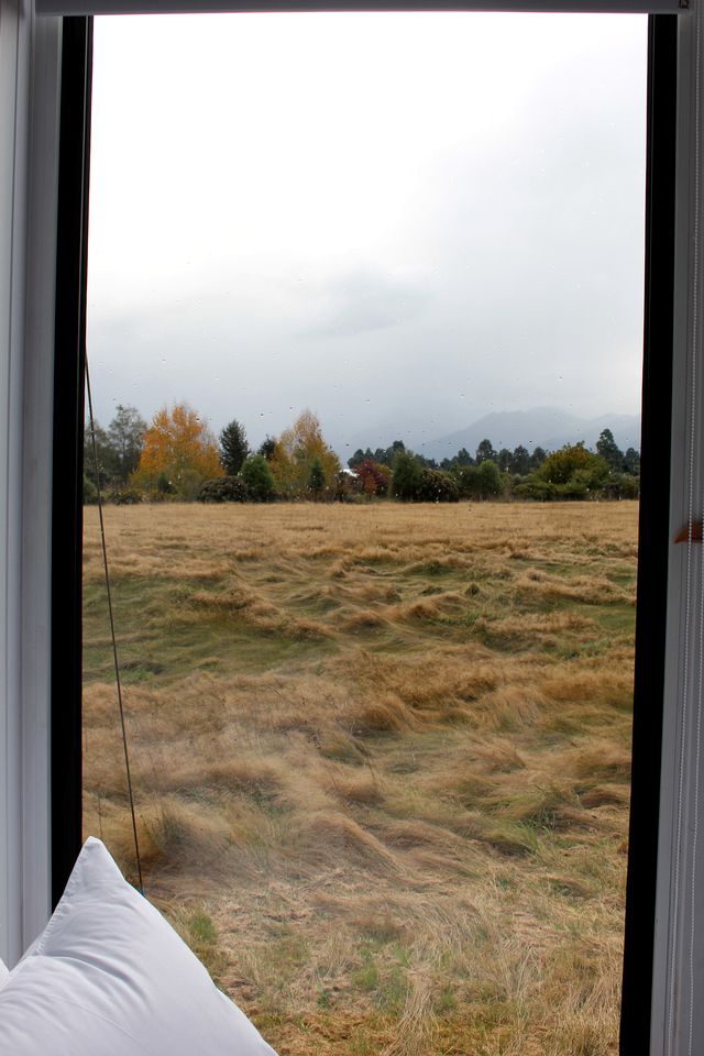 Rural Tiny House with Amazing Starry Night and Sunset Views in Te Anau, South Island