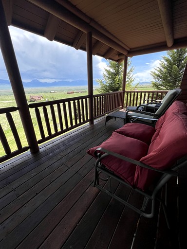 Cabins (United States of America, Ennis, Montana)