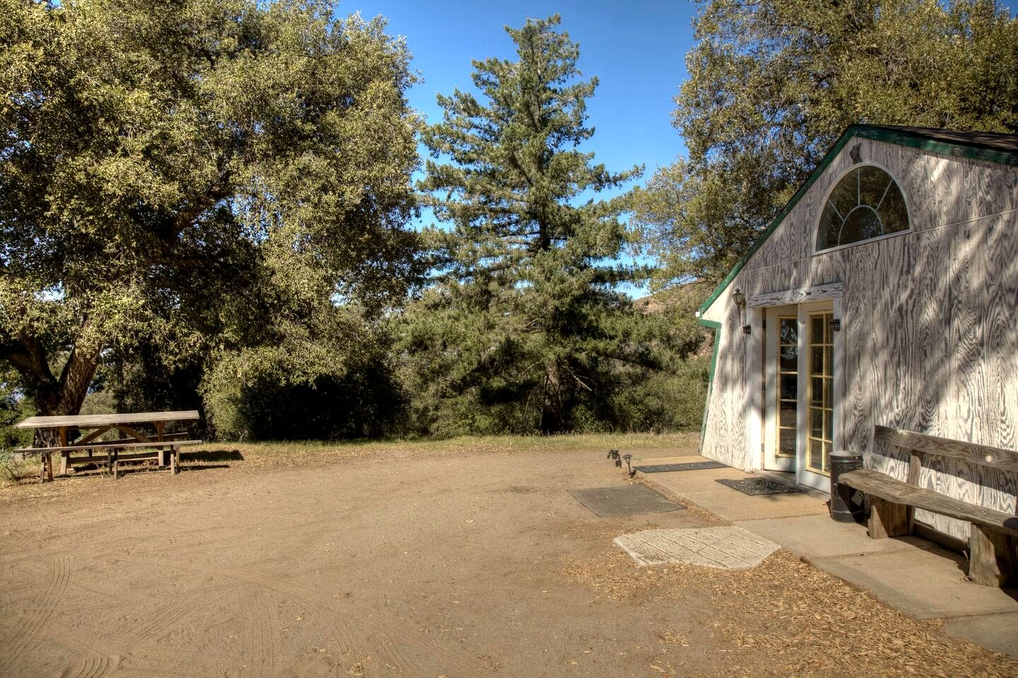 Rustic Group Bunkhouse Retreat with Yoga Deck & Mountain Views near Palomar Observatory, California