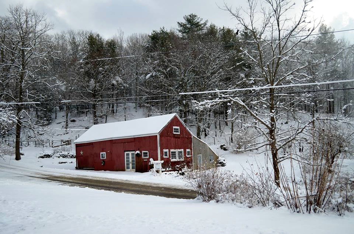 Cozy Bed and Breakfast Lodging near the Quabbin Reservoir, Massachusetts