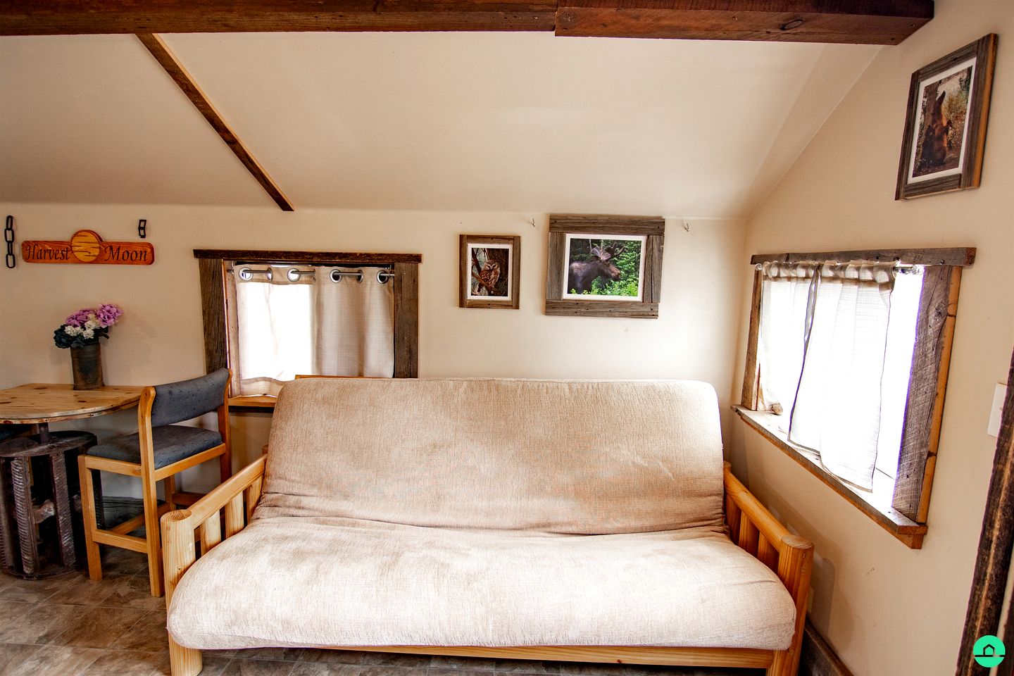 Adorable Glamping Cabin on a Wheat Farm for a Unique Getaway near Canyonlands National Park in Utah