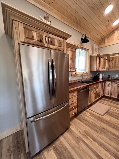 Cabins (United States of America, Pony, Montana)