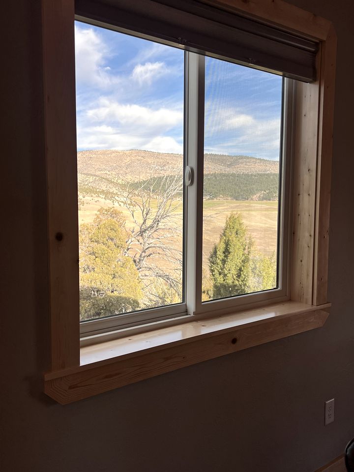 Charming Cabin with Panoramic Mountain Views near Pony in the Tobacco Root Foothills, Montana