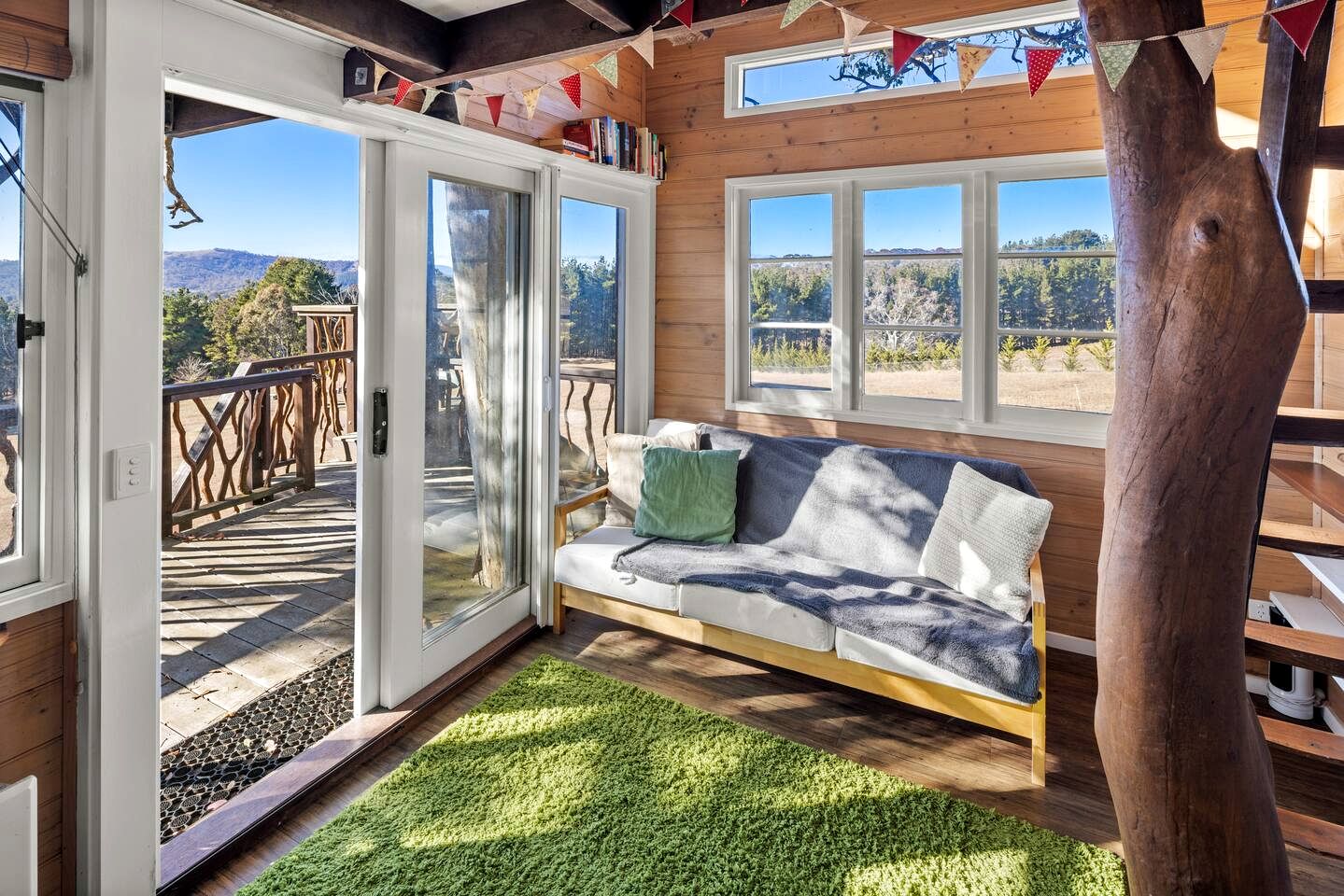 Enchanting Treetop Hideaway with Starry Balcony Bedroom near Canberra in Carwoola, Australia