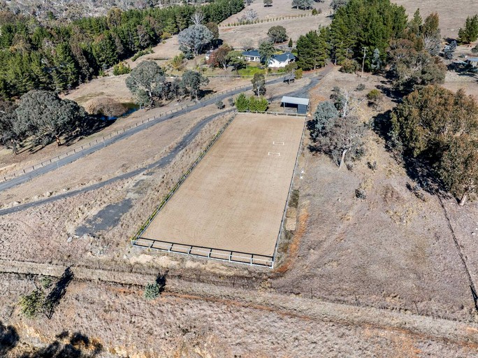 Tree Houses (Australia, Carwoola, New South Wales)