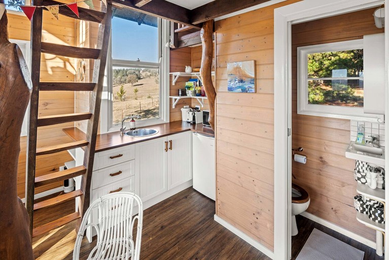 Tree Houses (Australia, Carwoola, New South Wales)