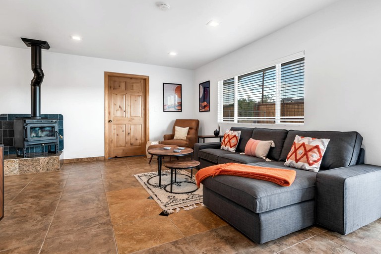 RU Haven Rock The Secluded Sanctuary Experience, Vacation Rentals