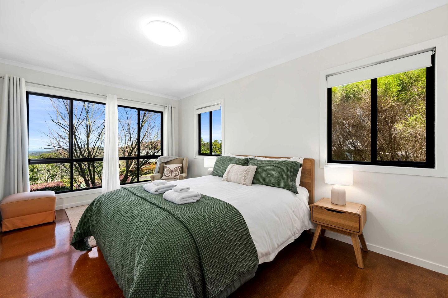 Tranquil Mountain Cabin with Escarpment Views near Lake Cressbrook, Crows Nest QLD