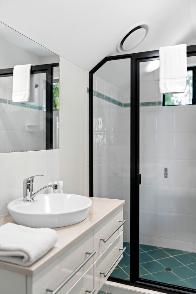 Cosy Mountain Chalet with Valley Views near Crows Nest, Queensland