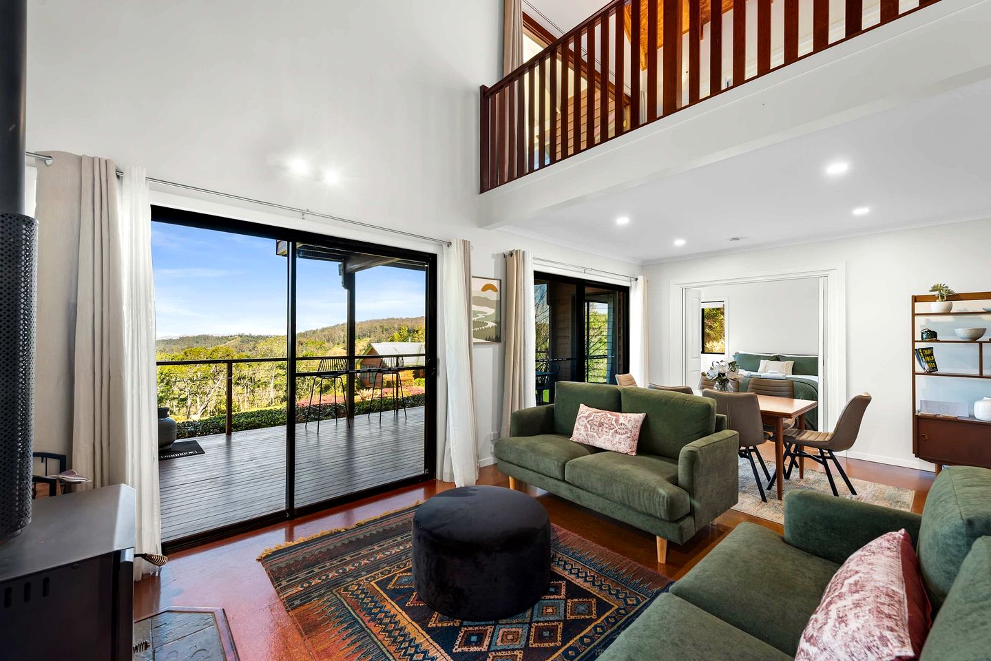 Cosy Mountain Chalet with Valley Views near Crows Nest, Queensland