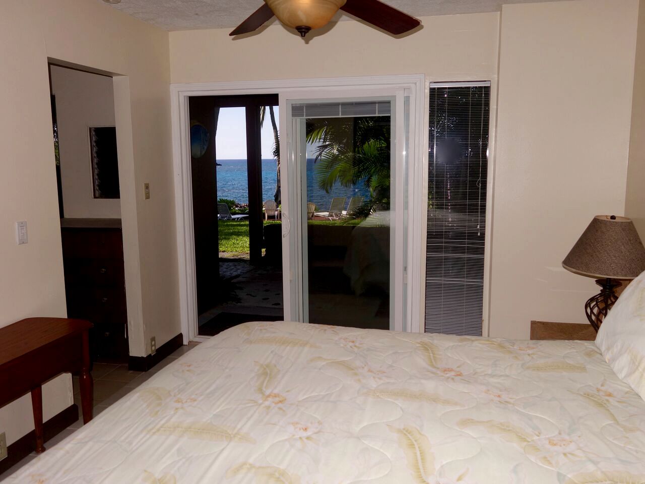 Luxury Oceanside Cabin Rental on the Kona Coast of Hawaii Island