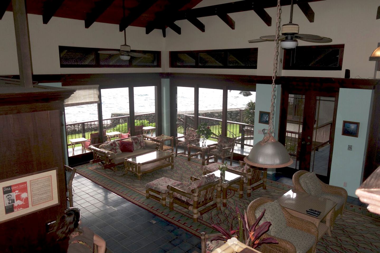 Incredible Waterfront Cottage with Kayaks and a Hot Tub on Kealakekua Bay in Hawaii