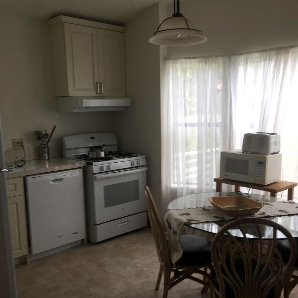 Secluded Cottage Rental for Four Guests on Lanai Island in Hawaii