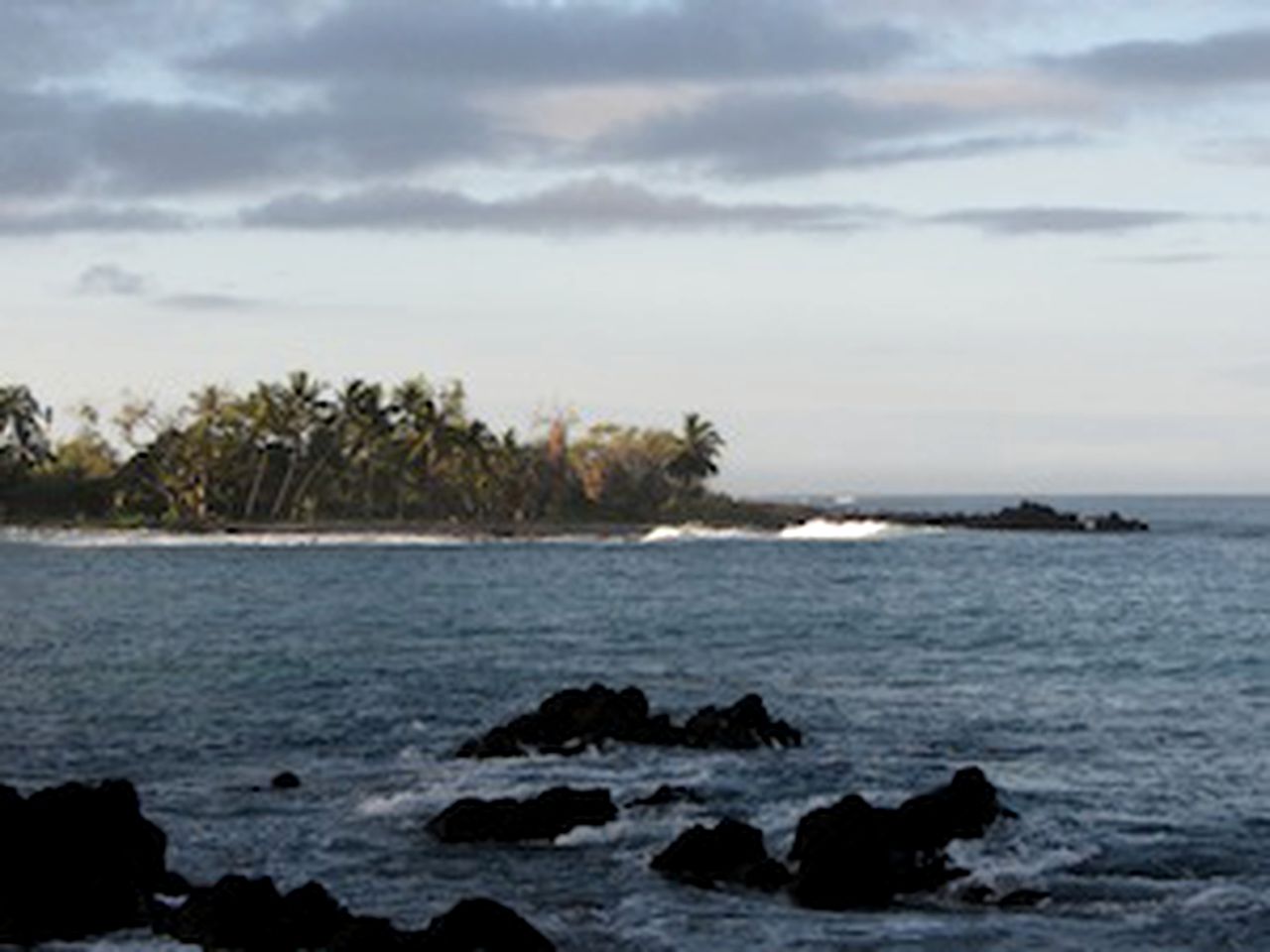 Waterfront Vacation Rental with Private Kayak Launch on Kealakekua Bay, Big Island, Hawaii