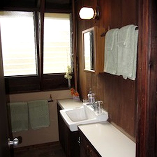 A-Frame Cabins (Volcano, Hawaii, United States)