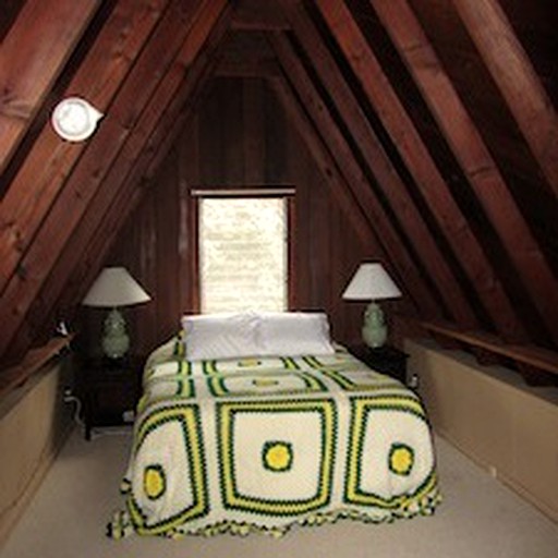 A-Frame Cabins (Volcano, Hawaii, United States)