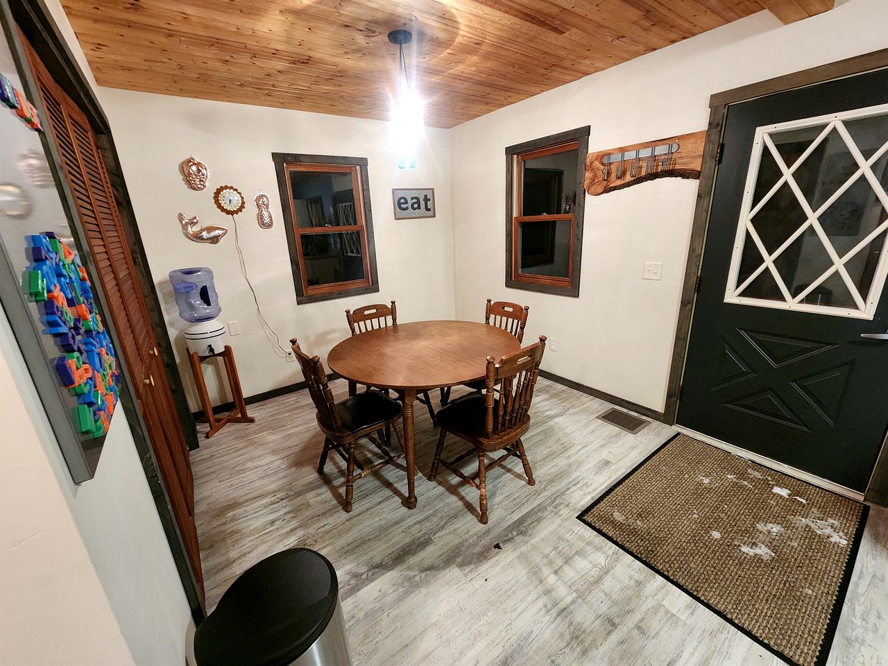 Secluded Luxury Cabin with Hot Tub on 10 Private Acres near Trails in Reed City, Michigan