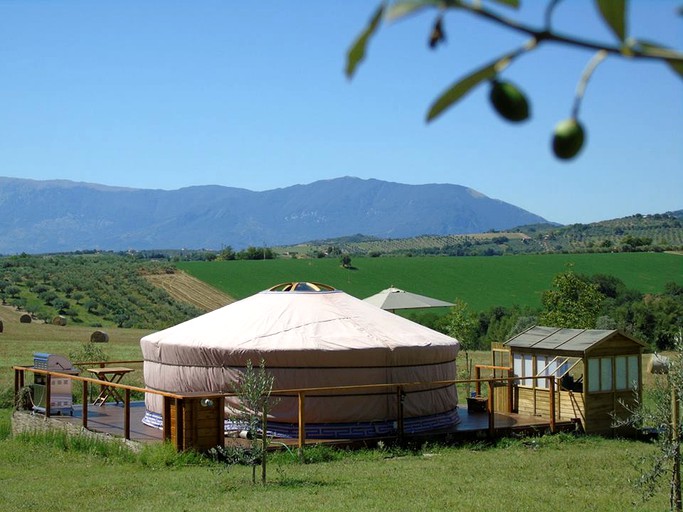 Yurts (Pescara, Abruzzo, Italy)