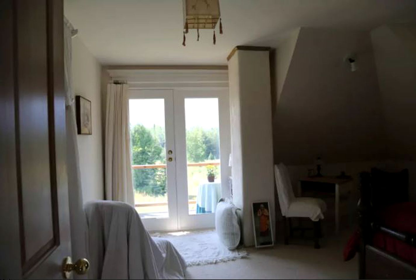 Gorgeous Mountain View Vacation Retreat Located in Smithers, British Columbia