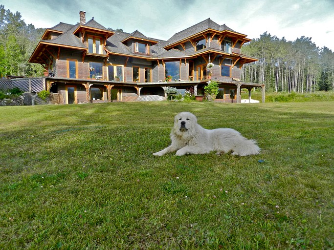 Nature Lodges (Smithers, British Columbia, Canada)