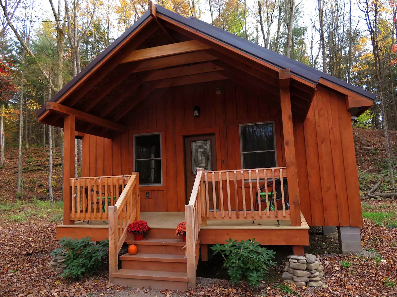 Cozy Three-Bedroom Cabin Near The Salmon River in Altmar, New York