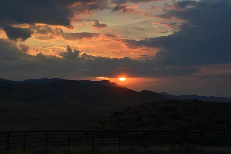 Cabins (Cody, Wyoming, United States)