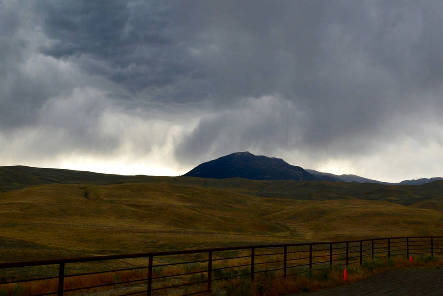 Splendid, Cozy Cabin Amid the Mountains near Cody, Wyoming