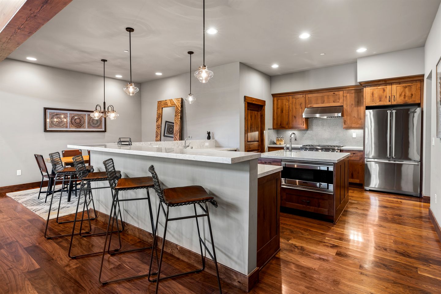 Radiant Mountain Vacation Rental Haven near Lake Tahoe in California