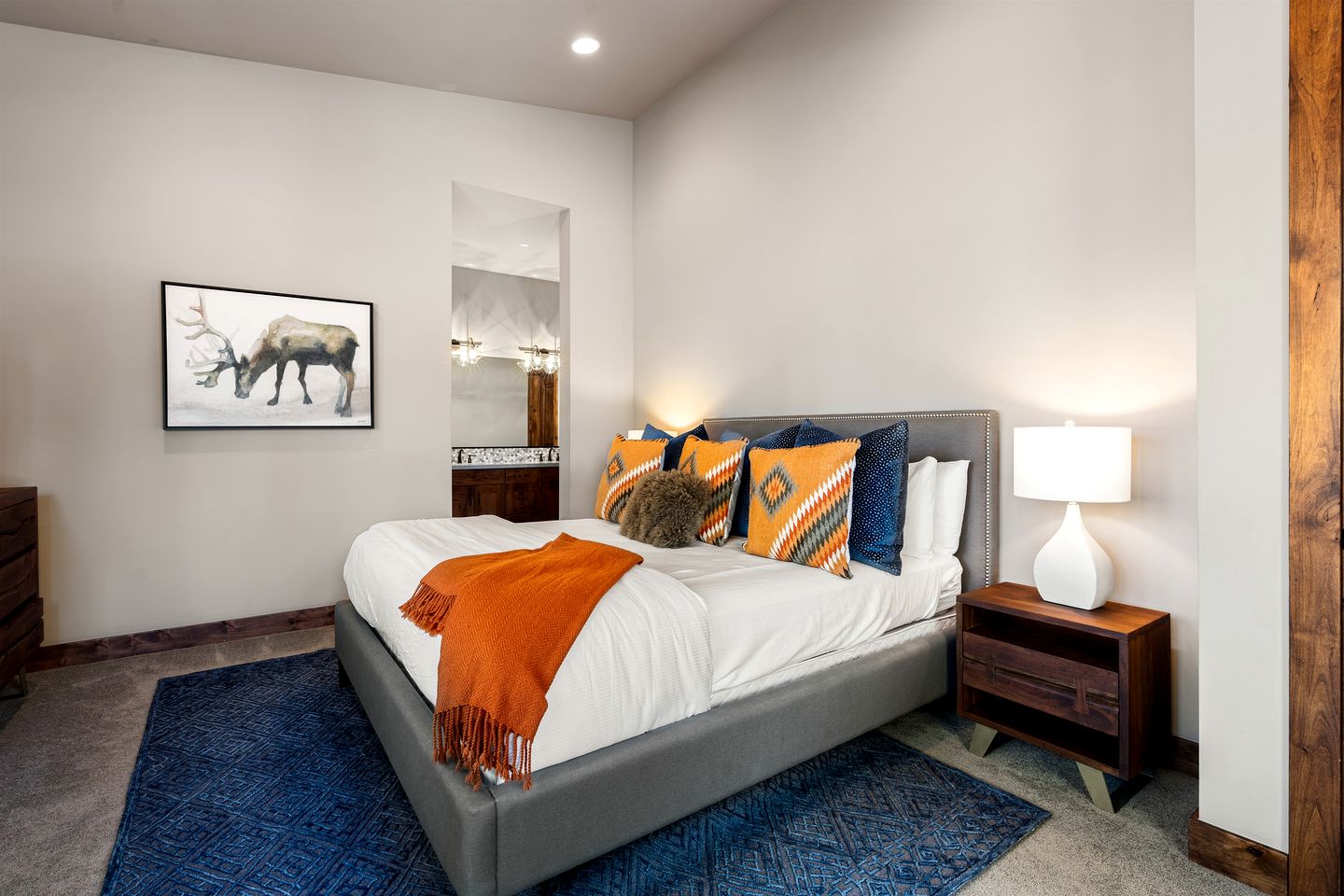 Radiant Mountain Vacation Rental Haven near Lake Tahoe in California