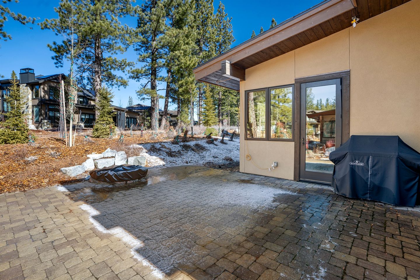 Radiant Mountain Vacation Rental Haven near Lake Tahoe in California