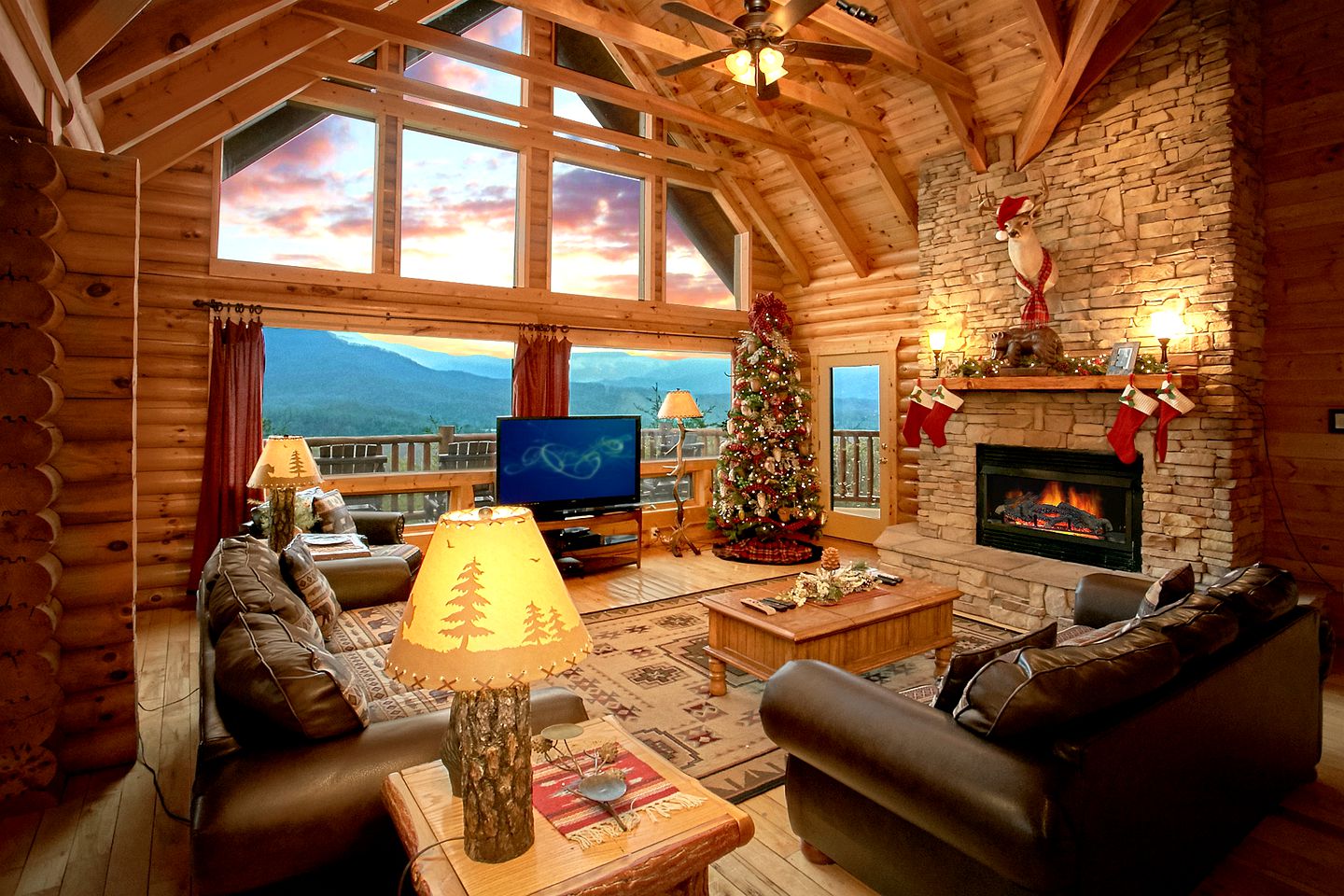 Private Cabin Rental Perfect for a Family Vacation in Gatlinburg, East Tennessee