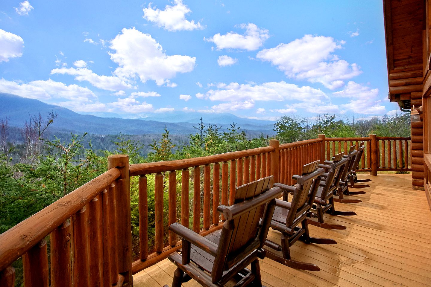 Private Cabin Rental Perfect for a Family Vacation in Gatlinburg, East Tennessee