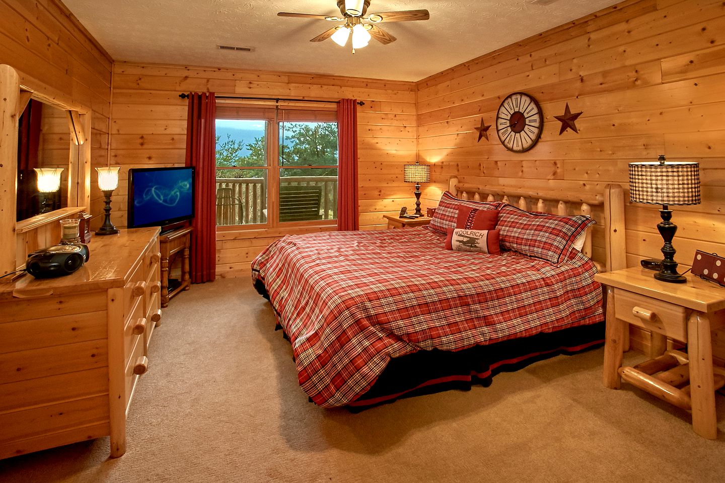 Private Cabin Rental Perfect for a Family Vacation in Gatlinburg, East Tennessee