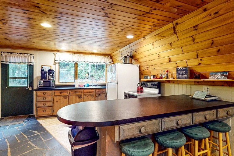 Cabins (United States of America, Greenville, Maine)