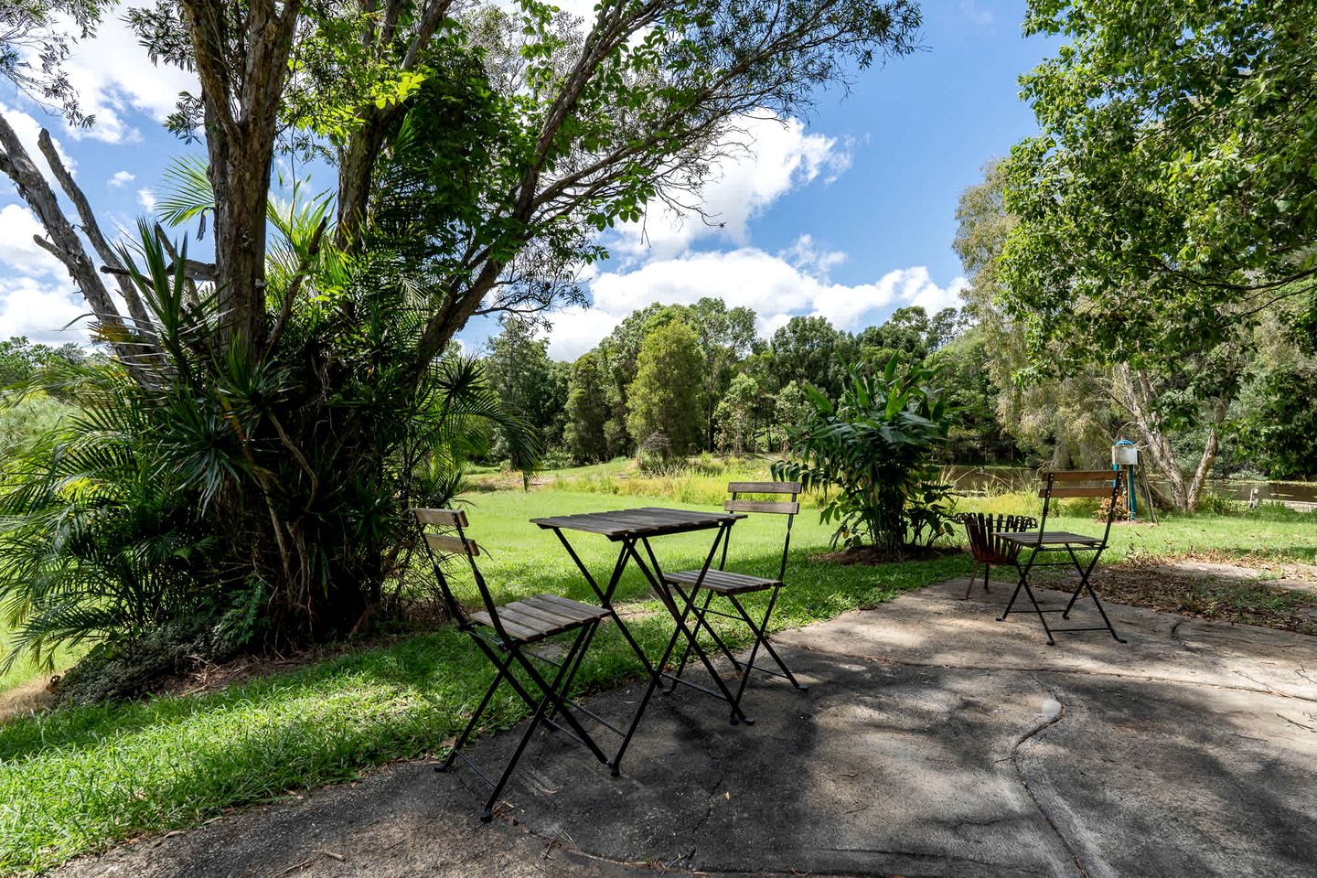 Heavenly Tiny House Surrounded by Trees in Gympie, Queensland